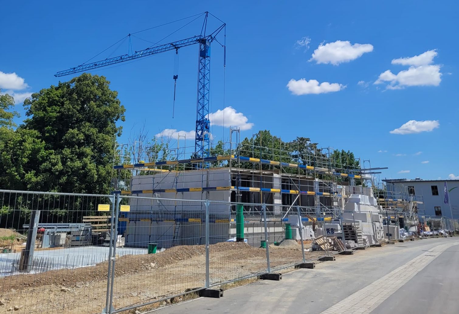 Vom Spatenstich zum Rohbau